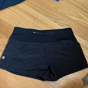 Lulu lemon speed up high rise running shorts